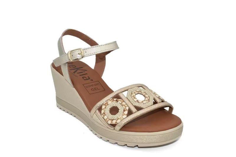Sandalias de cuña para mujer con plantilla de gel y detalles trenzados Hechas en España Tallas 36 a 40 Modelo 1105 Tekila