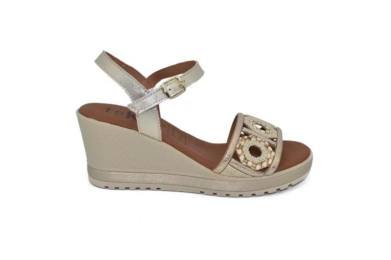 Sandalias de cuña para mujer con plantilla de gel y detalles trenzados Hechas en España Tallas 36 a 40 Modelo 1105 Tekila 4 Sandalias de cuña para mujer con plantilla de gel y detalles trenzados Hechas en España Tallas 36 a 40 Modelo 1105 Tekila - Imagen 4