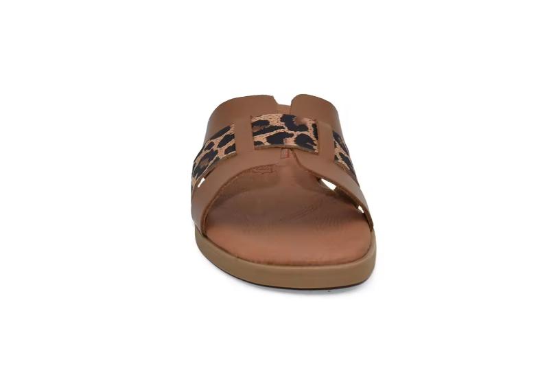 Sandalias planas tipo pala en piel para mujer – Hechas en España Tallas 36 a 40 Modelo 144 Tekkila 3 Sandalias planas tipo pala en piel para mujer – Hechas en España Tallas 36 a 40 Modelo 144 Tekkila - Image 3