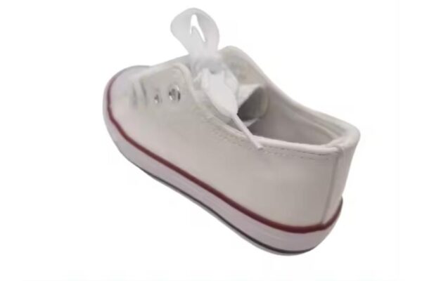 Zapatillas de polipiel para niño o niña diseño clásico con puntera Modelo XF33 Tallas 24 a 29 - Imagen 2