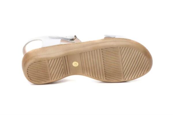 Sandalias blancas para mujer con velcro y suela cómoda Hecho en España Modelo E643 Tallas 36 a 41 Alto Estilo - Image 3
