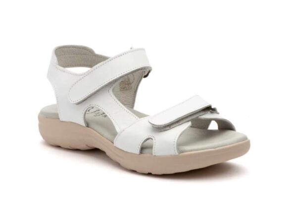 Sandalias blancas planas para mujer con doble cierre de velcro Hecho en España Modelo E645 Tallas 36 a 41 Alto Estilo