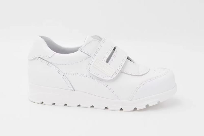 Zapatos colegiales de piel con velcro para niño Modelo 904 Tallas 21 a 40 Angelitos