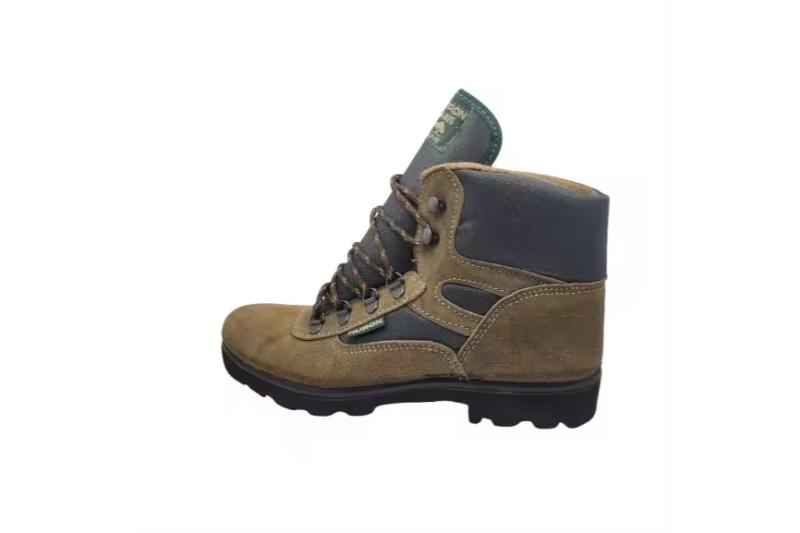 Bota montaña para hombre y mujer Tallas 35 a 46 Modelo 2000 kaki Canós