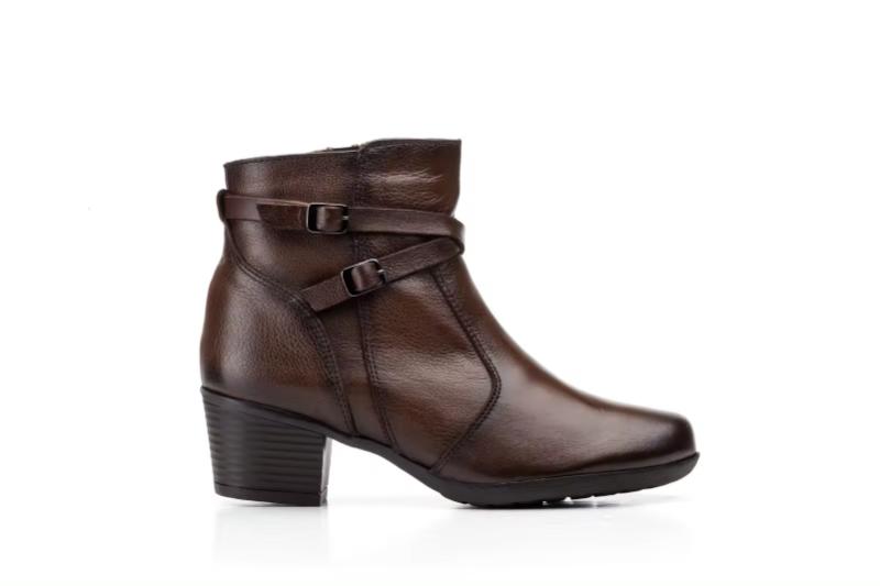 Botines de piel para mujer con tacón ancho y hebillas decorativas Tallas 36 a 41 Modelo 59304 Jam