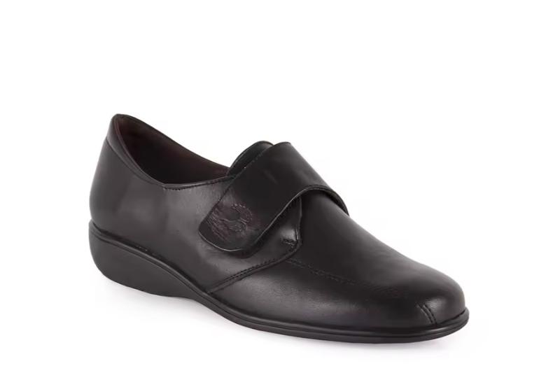 Zapatos de mujer de piel con velcro cómodos y ligeros Tallas 36 a 40 Modelo 3507 Pie de Angel