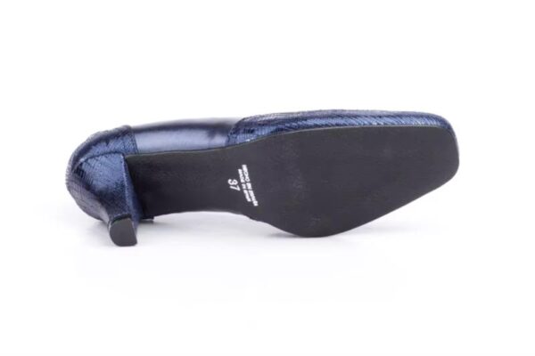 Zapatos de mujer de piel azul con tacón medio Hecho en España Ancho especial Tallas 36 a 41 Modelo 5209 Jam - Imagen 3