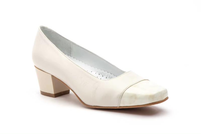 Zapatos de mujer de piel beige con tacón medio y puntera contrastada Hecho en España Tallas 36 a 41 Modelo 5584 Jam