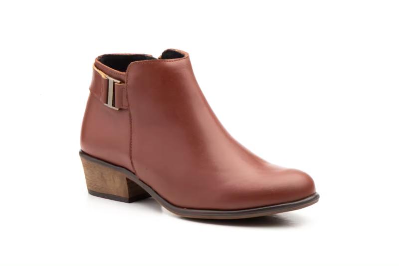Botines de piel para mujer con tacón bajo y adorno metálico Tallas 36 a 41 Modelo 6300 Jam 3 Botines de piel para mujer con tacón bajo y adorno metálico Tallas 36 a 41 Modelo 6300 Jam - Imagen 3