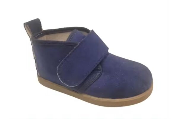 Botita pisacacas vegana serratex con cierre de velcro Hecho en España Tallas 20 a 29 Modelo 1113 Condiz - Image 4