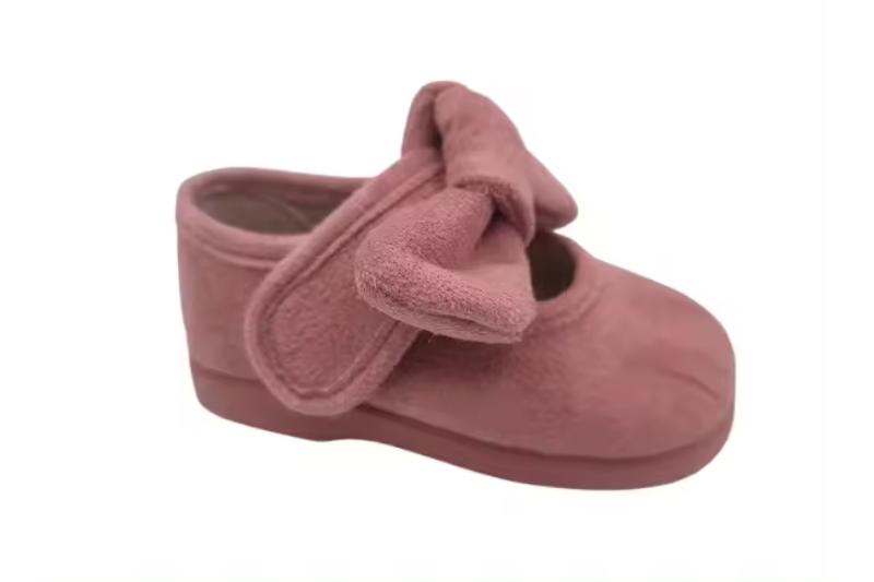 Mercedita de niña en serratex con lazo y velcro Hecho en España Tallas 19 a 26 Modelo 155 Condiz
