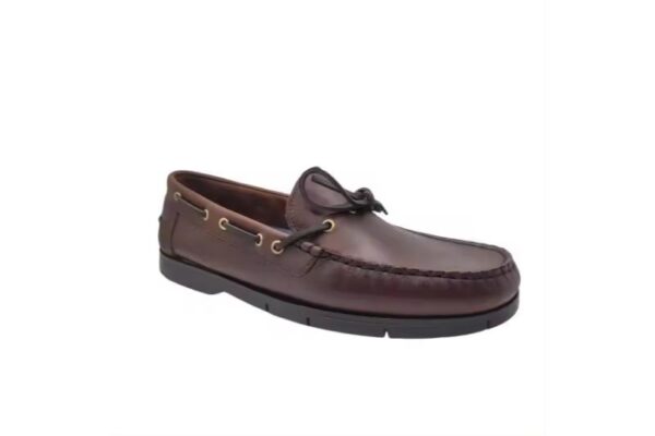 Zapatos náuticos de piel marrón con suela lisa Tallas 39 a 46 Modelo 2060 Sachini