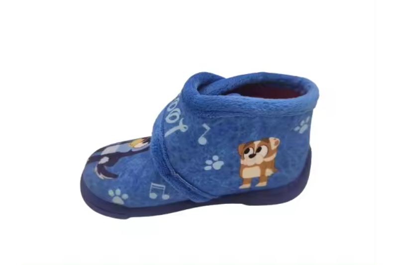 Zapatillas de estar en casa para niño con velcro Modelo 2643 Tallas 19 a 29 Javer 3 Zapatillas de estar en casa para niño con velcro Modelo 2643 Tallas 19 a 29 Javer - Image 3