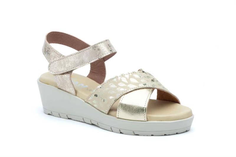 Sandalias de cuña para mujer con velcro y detalle metalizado Hecho en España Modelo 3136 Tallas 36 a 41 Jam