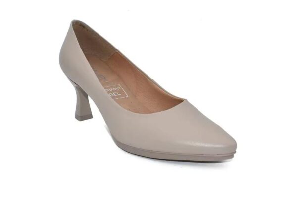 Zapatos de salón de mujer en piel con tacón medio plantilla Gel Hecho en España Tallas 35 a 41 Modelo 4240 Chamby - Imagen 4
