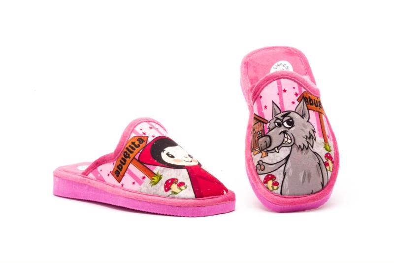 Zapatillas de casa cerradas para niña con diseño Caperucita Roja Hecho en España Tallas 26 a 35 Modelo 699 Jam