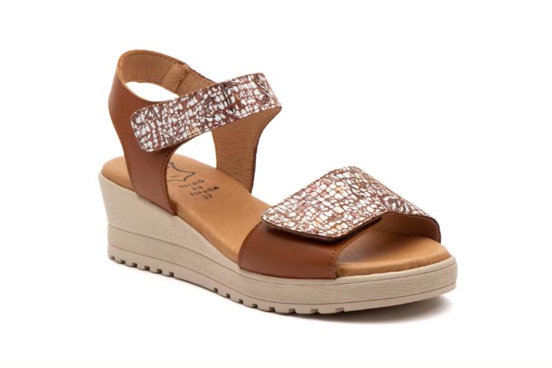 Sandalias de cuña para mujer con velcro Hecho en España Modelo E647 Tallas 36 a 41 Alto Estilo