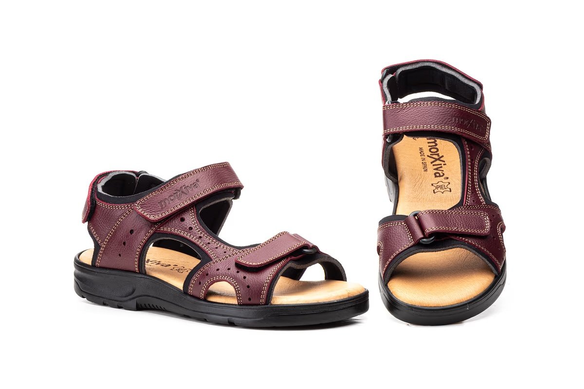 Sandalias de piel para hombre modelo 37007 Morxiva