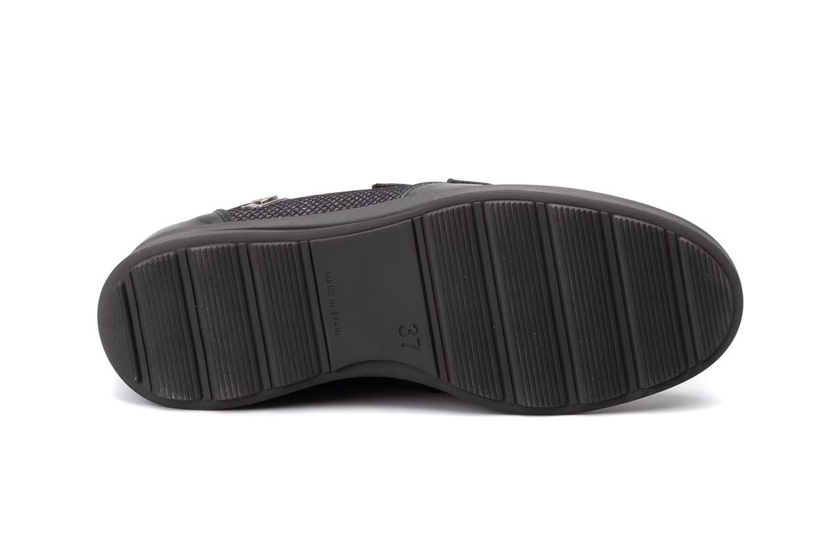 Deportivos Mujer Piel Negro Plata Velcro Ibérico modelo 5582 Iberico Shoes 4 Deportivos Mujer Piel Negro Plata Velcro Ibérico modelo 5582 Iberico Shoes - Imagen 4