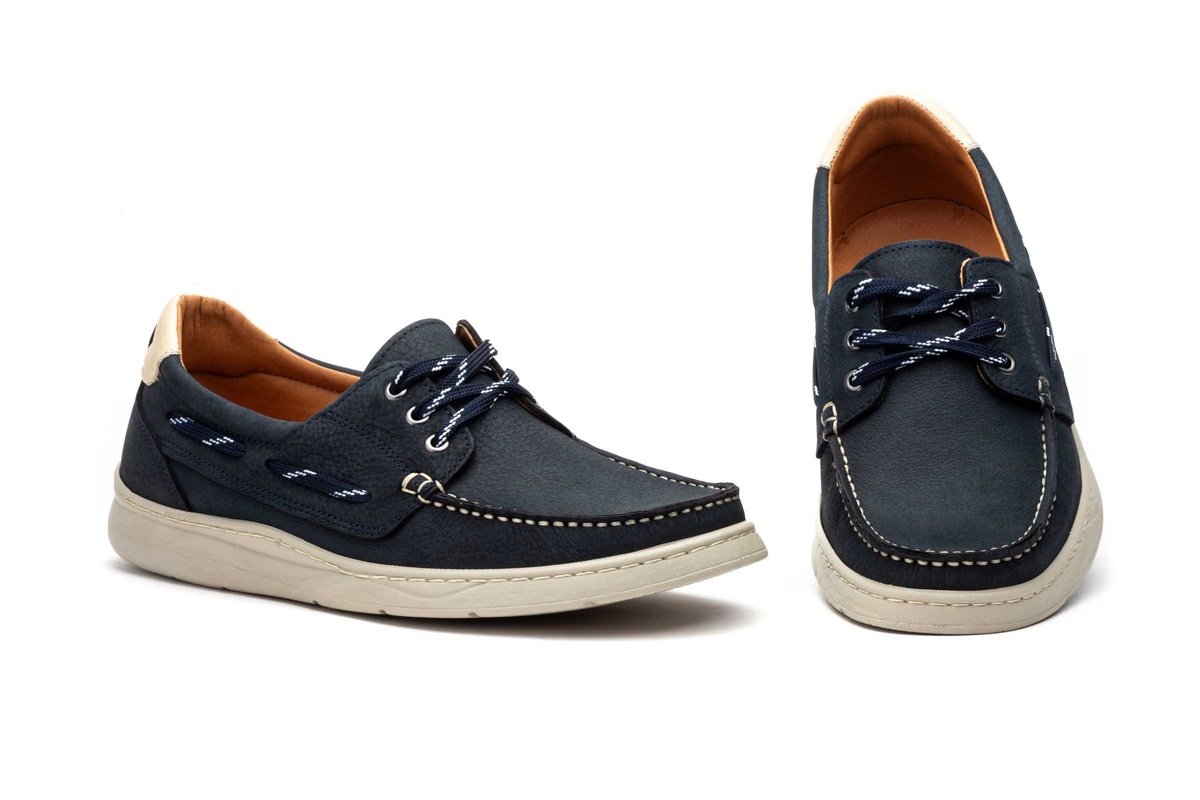 Zapato náutico casual de piel nobuck para hombre modelo R832607 Route83