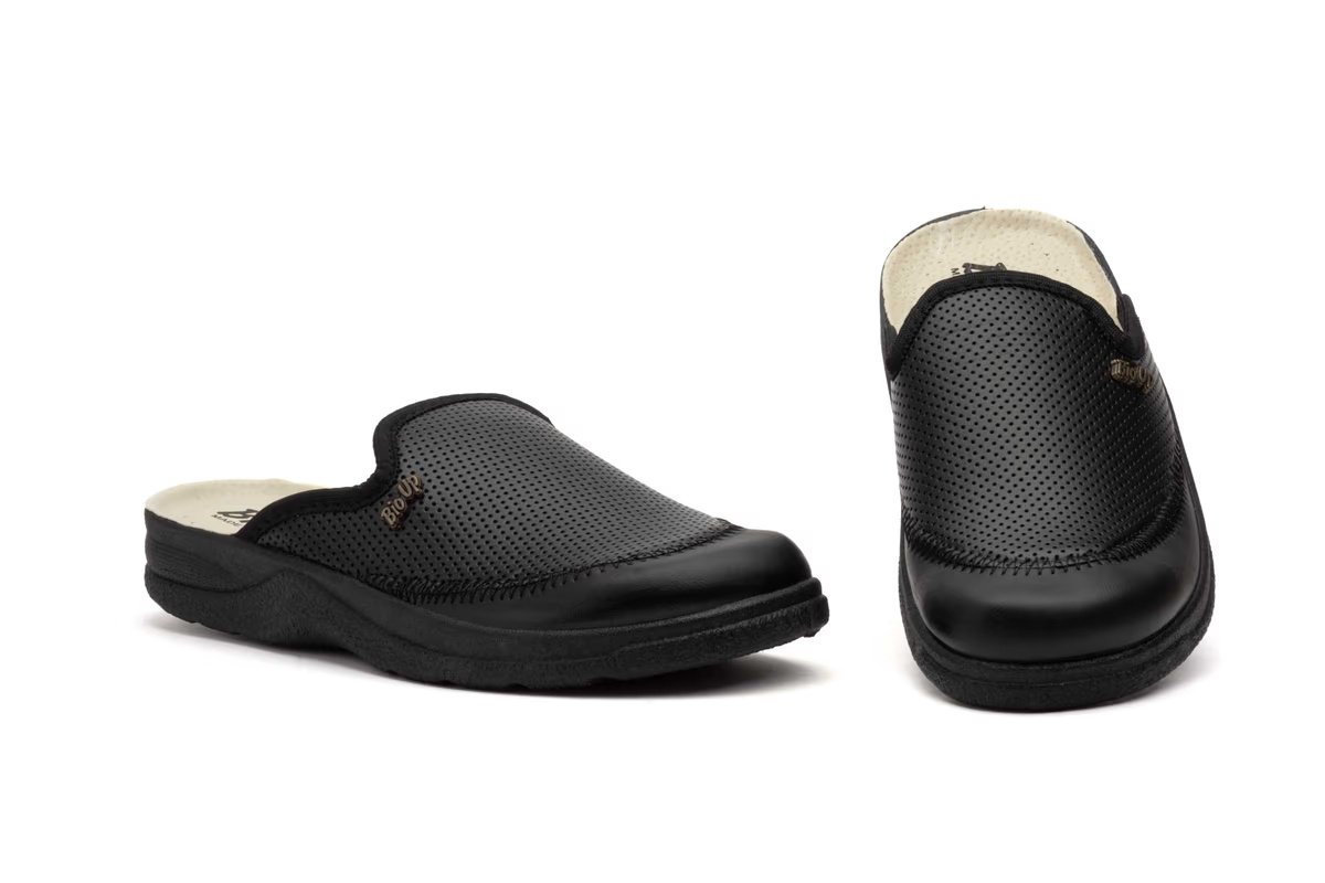 Zuecos de piel para hombre modelo TS653 Bioup 9 Zuecos de piel para hombre modelo TS653 Bioup - Image 9