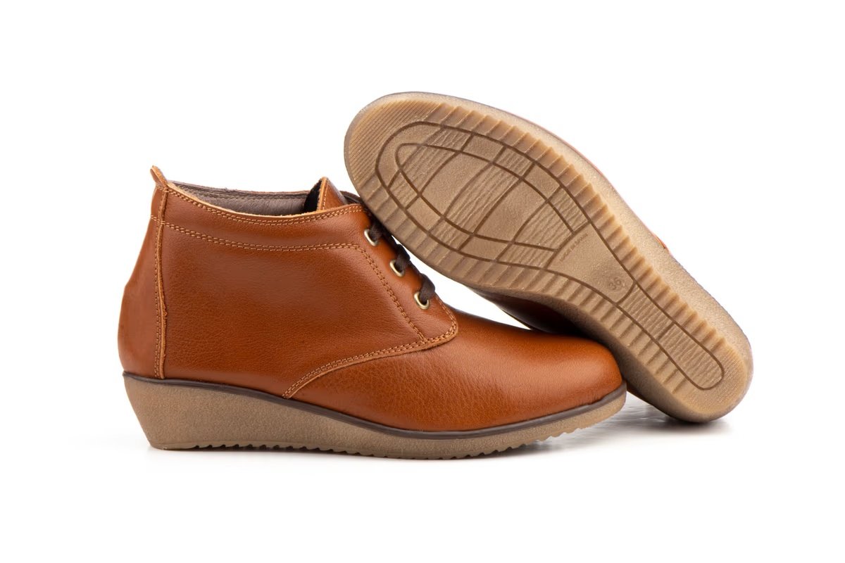 Botín Mujer Piel Cuero Cordones modelo AE398 Alto Estilo 4 Botín Mujer Piel Cuero Cordones modelo AE398 Alto Estilo - Imagen 4