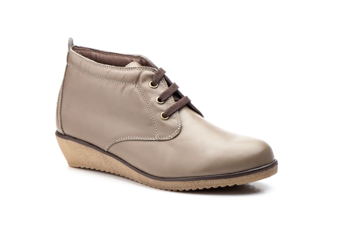 Botín Mujer Piel Cuero Cordones modelo AE398 Alto Estilo 30 Botín Mujer Piel Cuero Cordones modelo AE398 Alto Estilo - Imagen 30