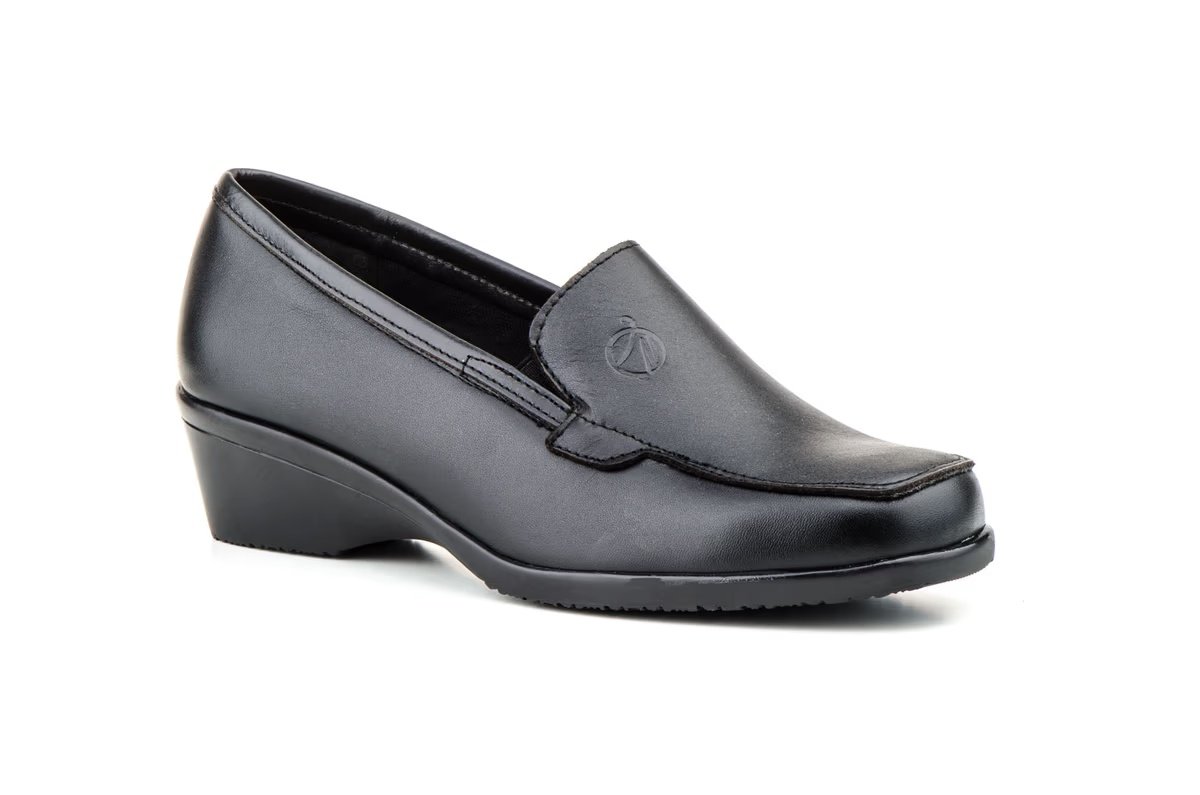 Zapato Mujer Piel Negro Cuña modelo AM604 Alto Estilo