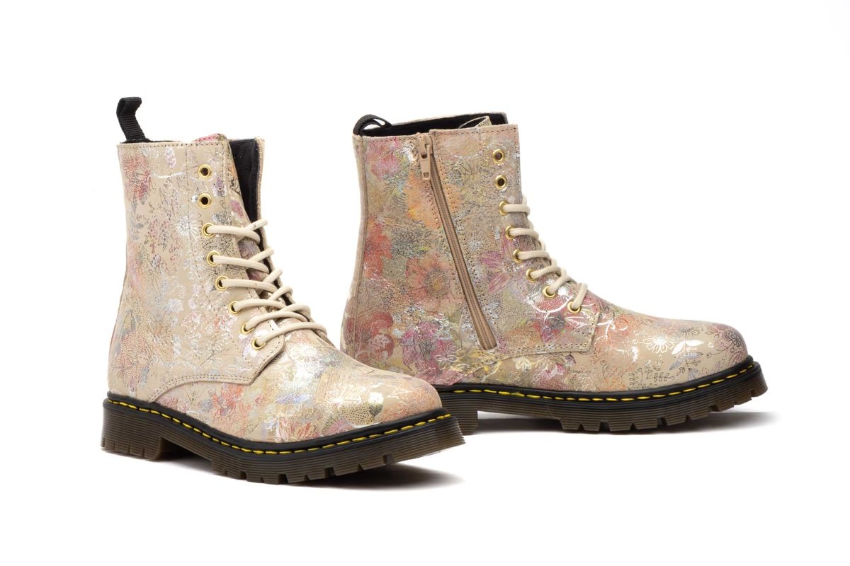 Bota Mujer Piel Flores Beige modelo R83M102 Route83