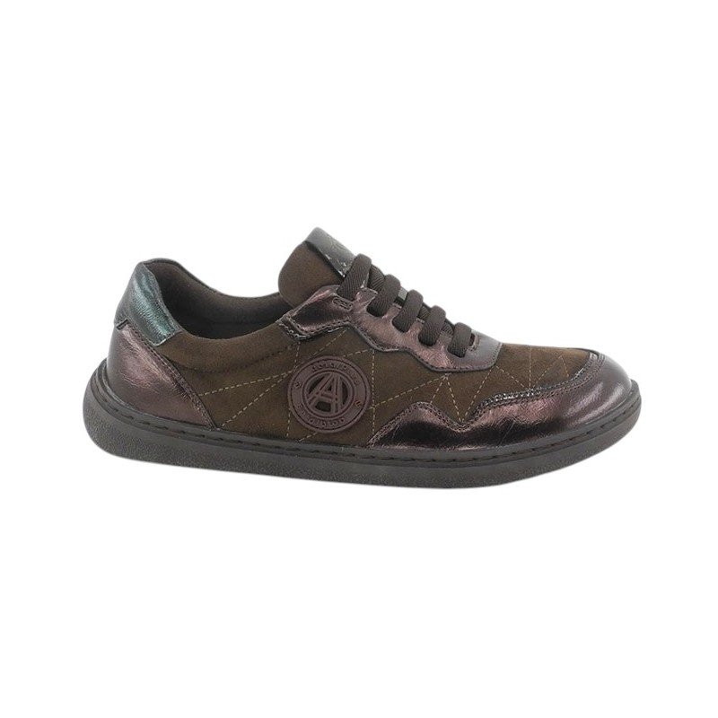 Zapatillas barefoot de mujer marrones con elásticos Amarpies AJC31151